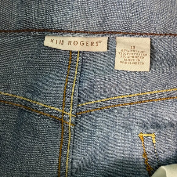 Kim Rogers Women’s Capri Jeans Size 12 Blue Denim Medium Wash Embroidered Pocket - Picture 11 of 14